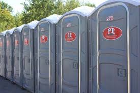 Portable Toilet Rental for Emergency Services in Calabasas, CA